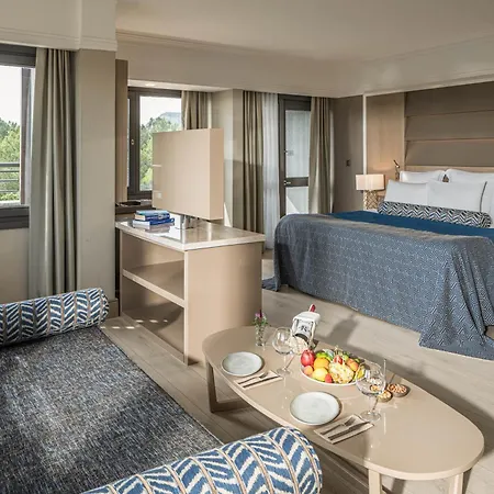 Semesteranläggning (resort) Balmy Foresta 5*