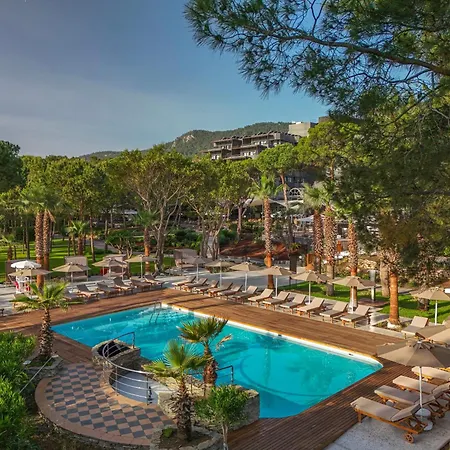 Semesteranläggning (resort) Balmy Foresta 5*