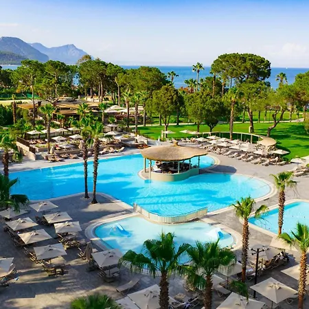 Курортный комплекс Balmy Foresta 5*